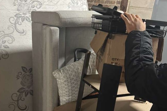 FURNITURE GIVEAWAY